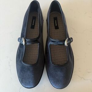 New Vince Nolita Velvet Mary Jane flats in color night star Size: 6